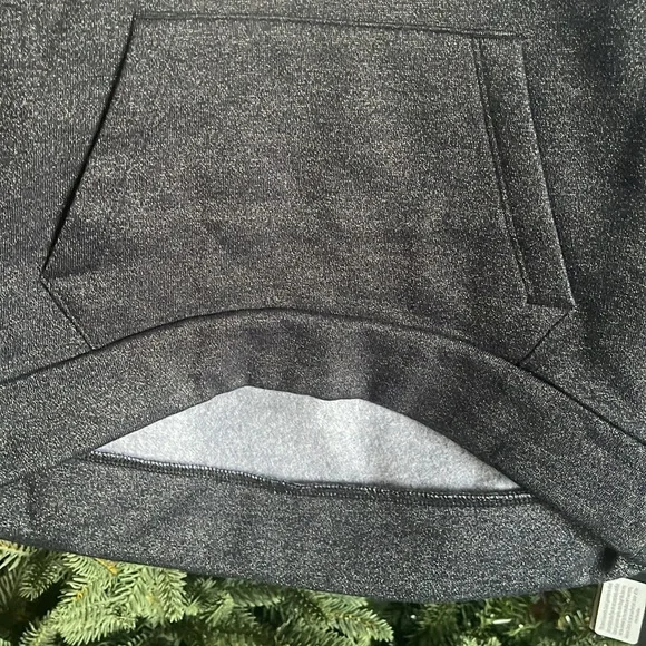 Nike girls high low sweater super soft glittery hoodie 
Size 5, 6, 6x - Picture 7 of 12